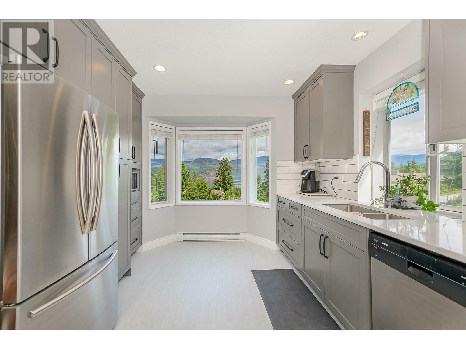 Photo de la propriété: 2332 Mnt Tuam Crescent BC V0E 2W2