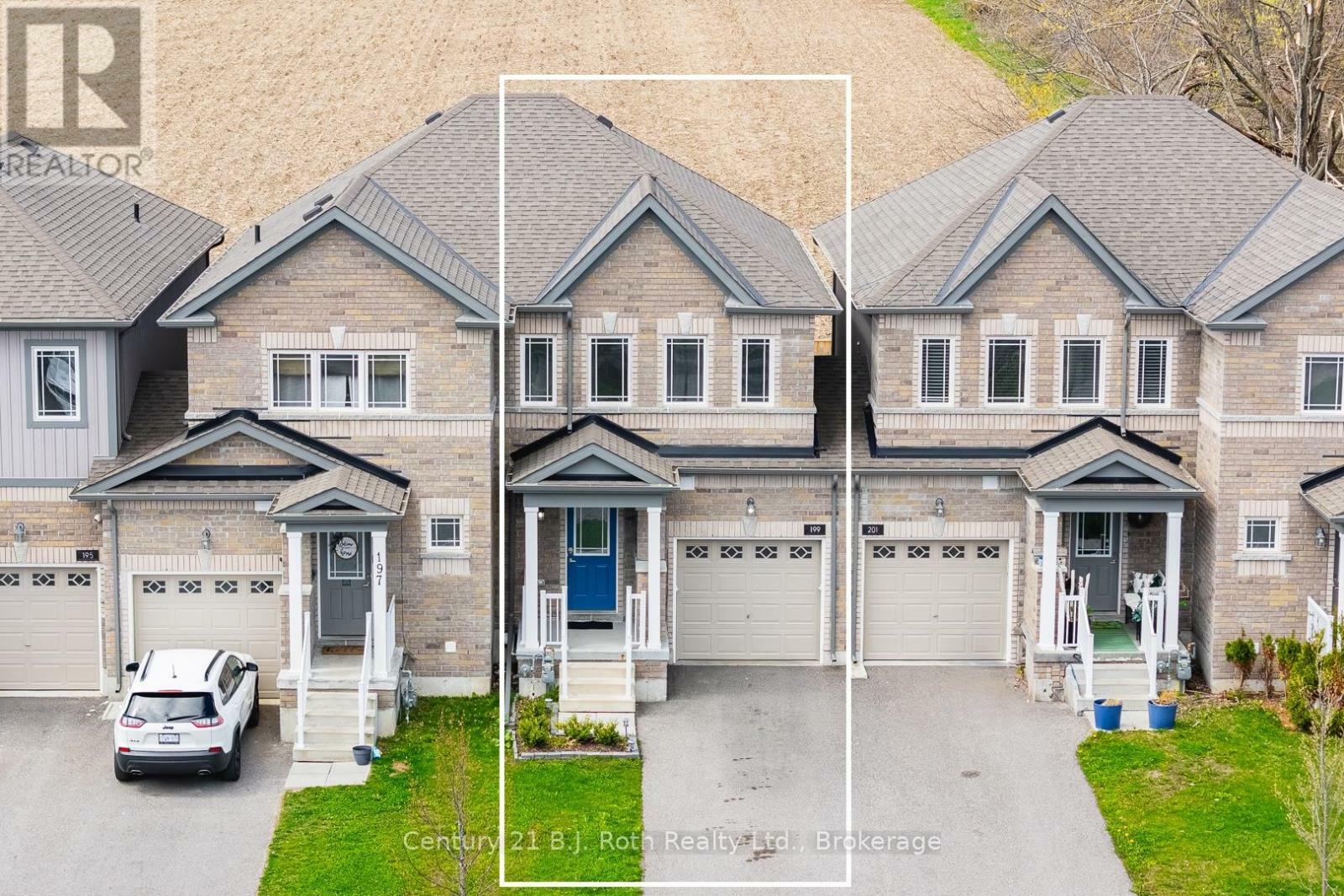 Photo de la propriété: 199 Diana Drive ON L3V 8J8