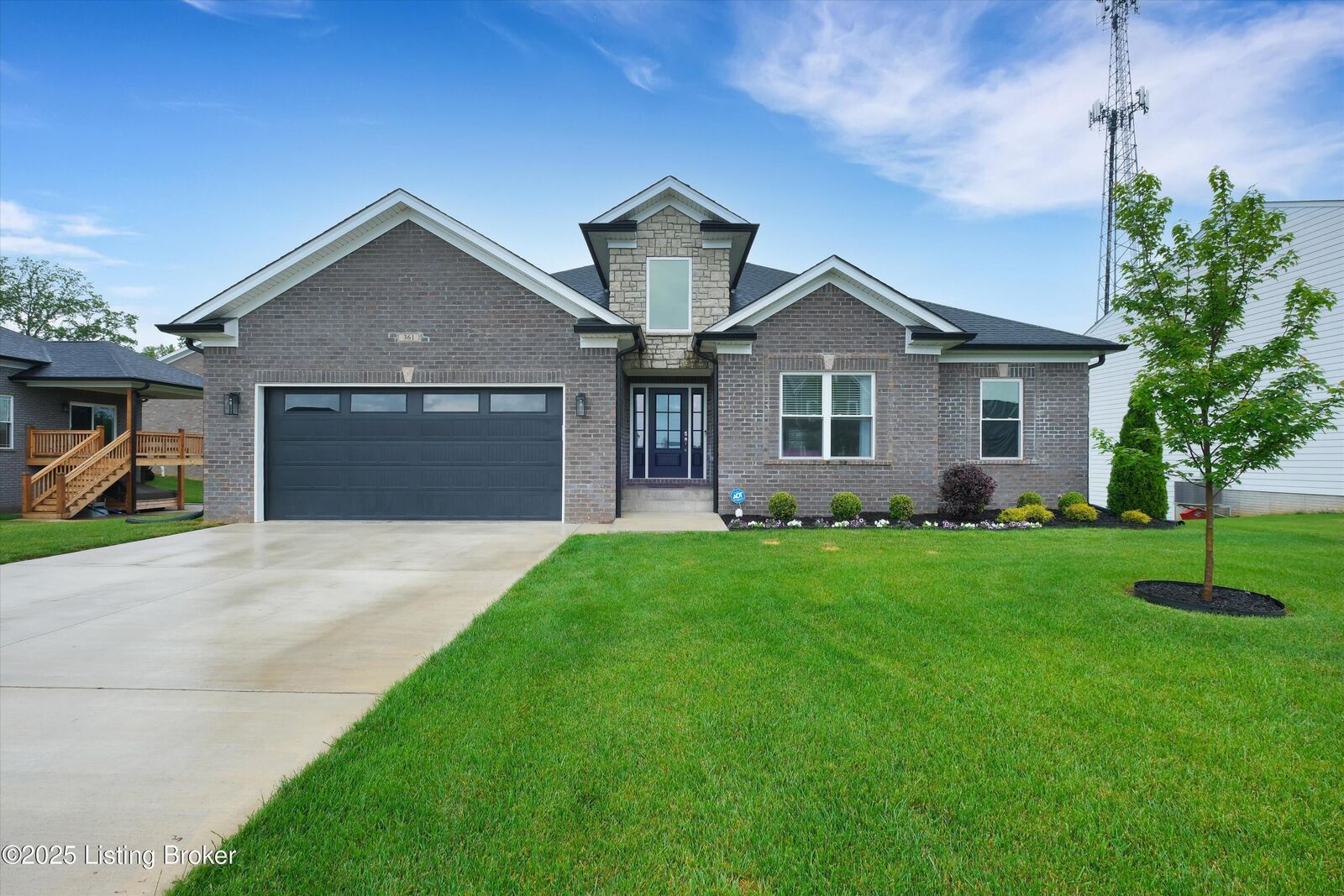 Property Photo:  361 Williamsburg Dr  KY 40047 