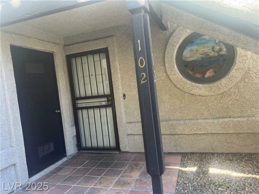 Property Photo: 5080 Jeffreys 102 NV 89119