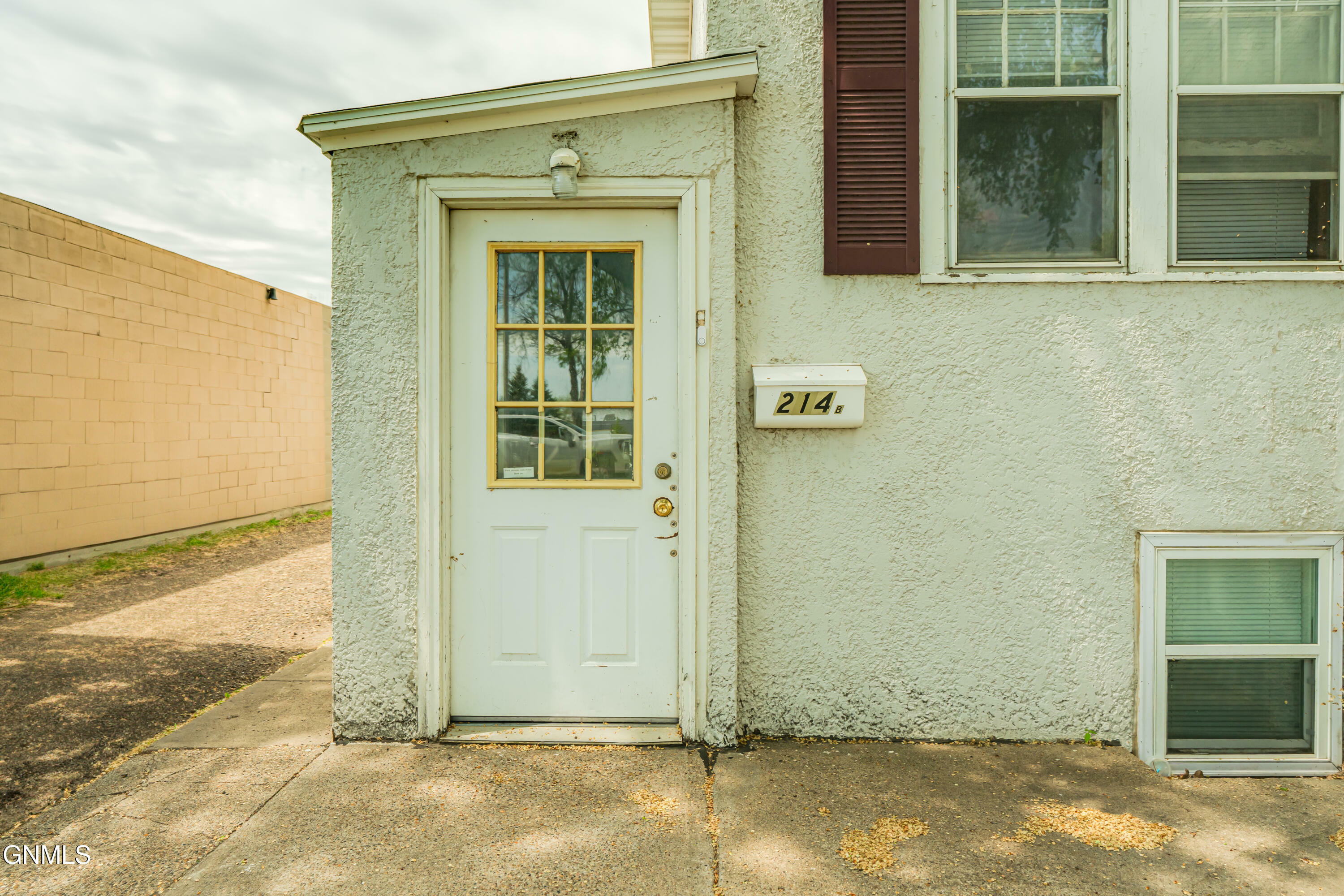 Property Photo: 214 16th Street ND 58501