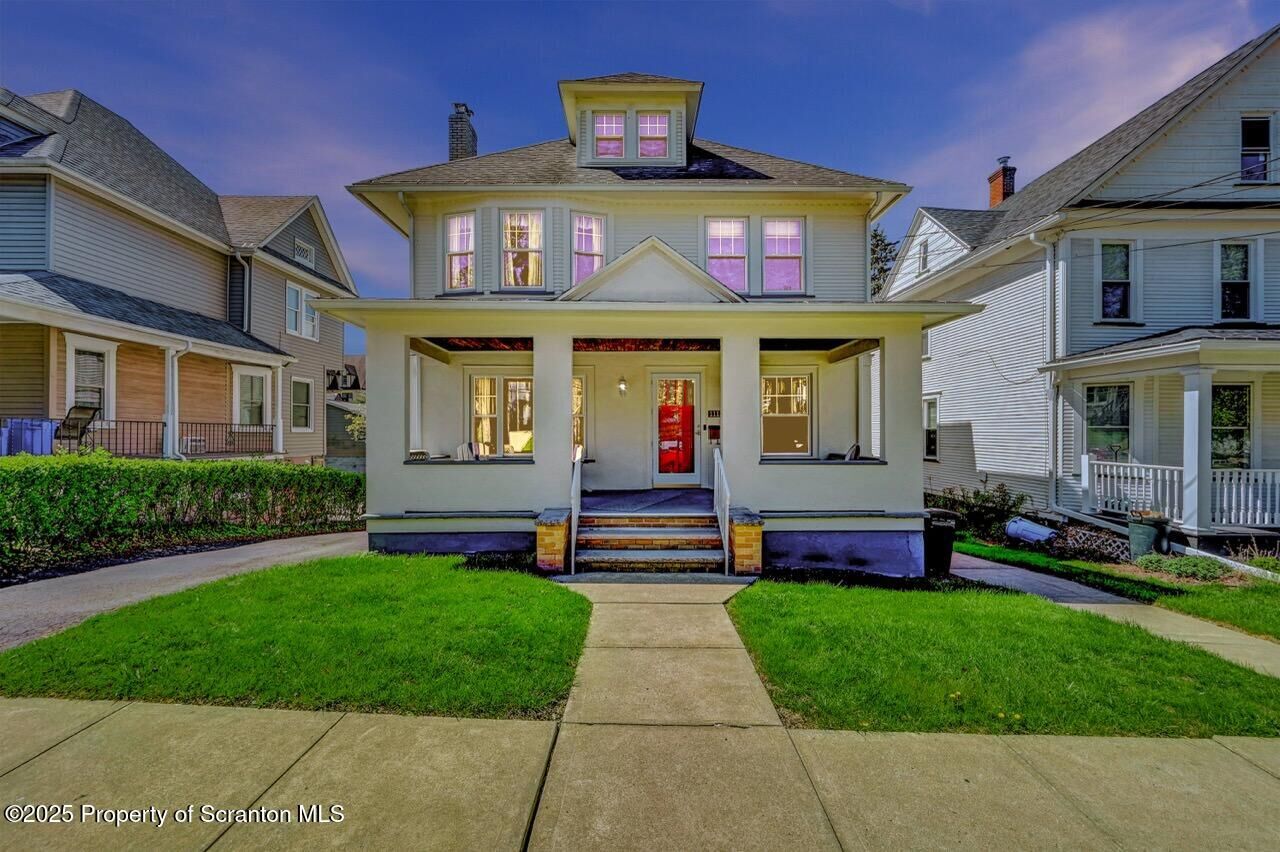 Property Photo: 1112 Richmont Street PA 18509