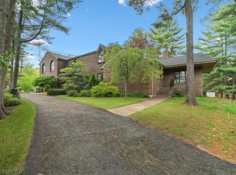Property Photo: 921 Franklin Lake Rd NJ 07417