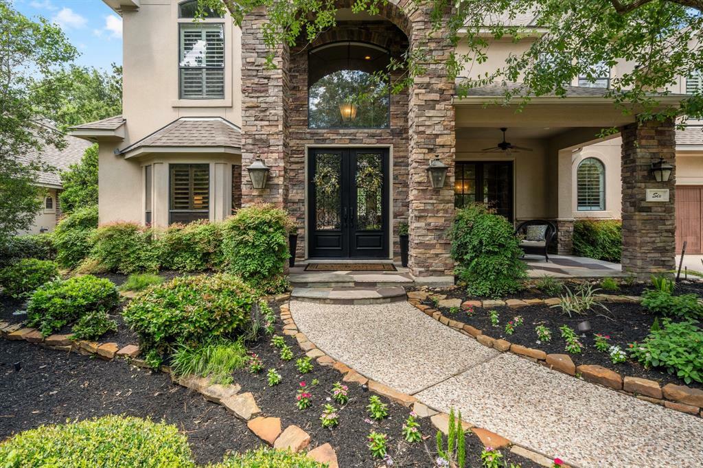 Property Photo: 6 Coverdell Park TX 77382