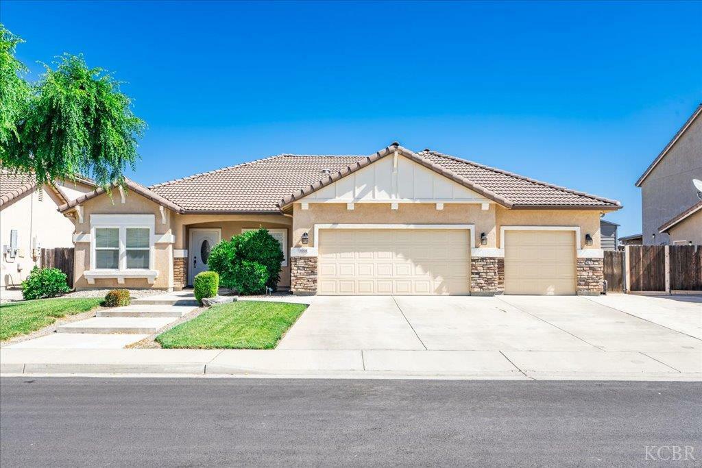 1950 W Picadilly Lane  Hanford CA 93230 photo