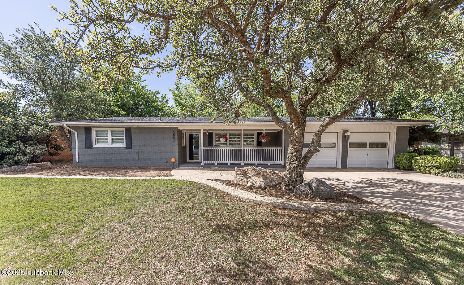 Property Photo: 3807 40th Street TX 79413