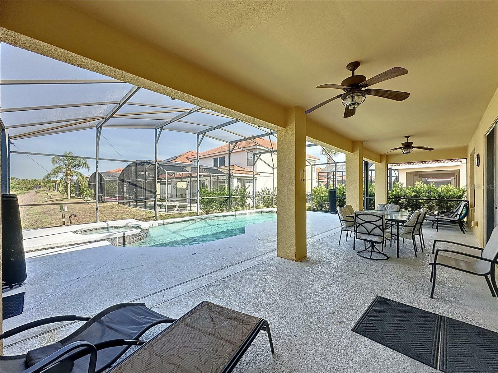 Property Photo: 219 Rosso Drive FL 33837