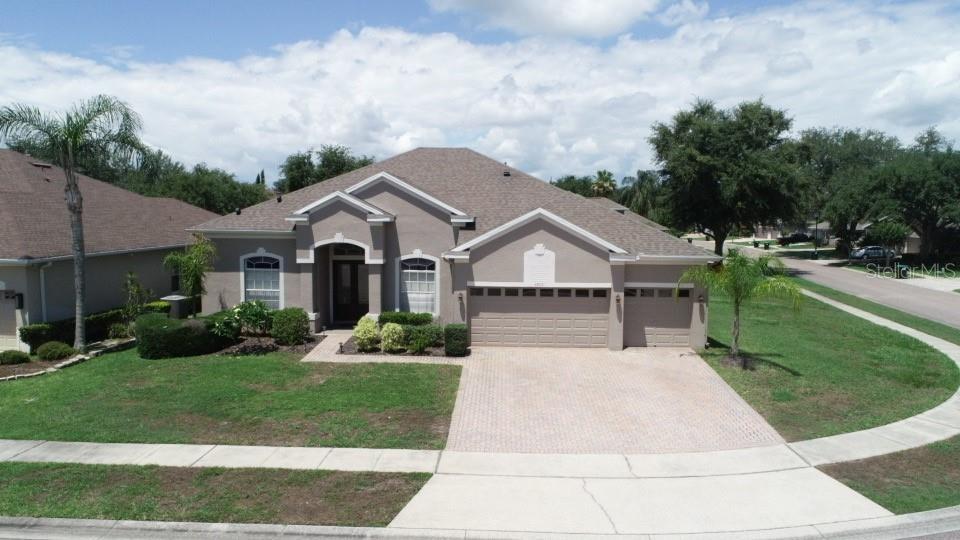 Property Photo:  4906 Keaton Crest Drive  FL 32837 
