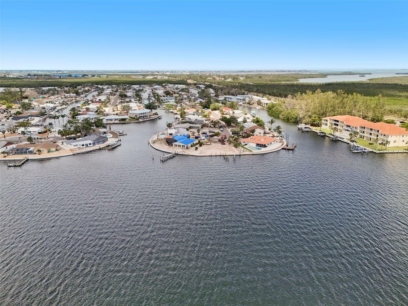 Property Photo: 9900 Sandpiper Road E FL 34209