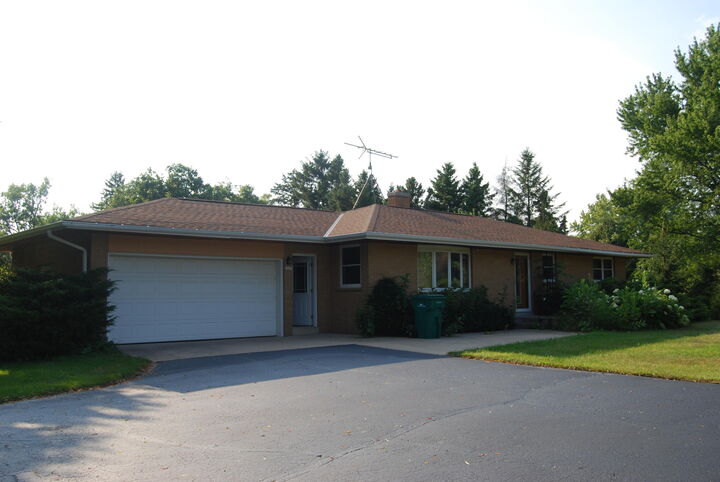 Property Photo:  3207 County Road W -  WI 53074 