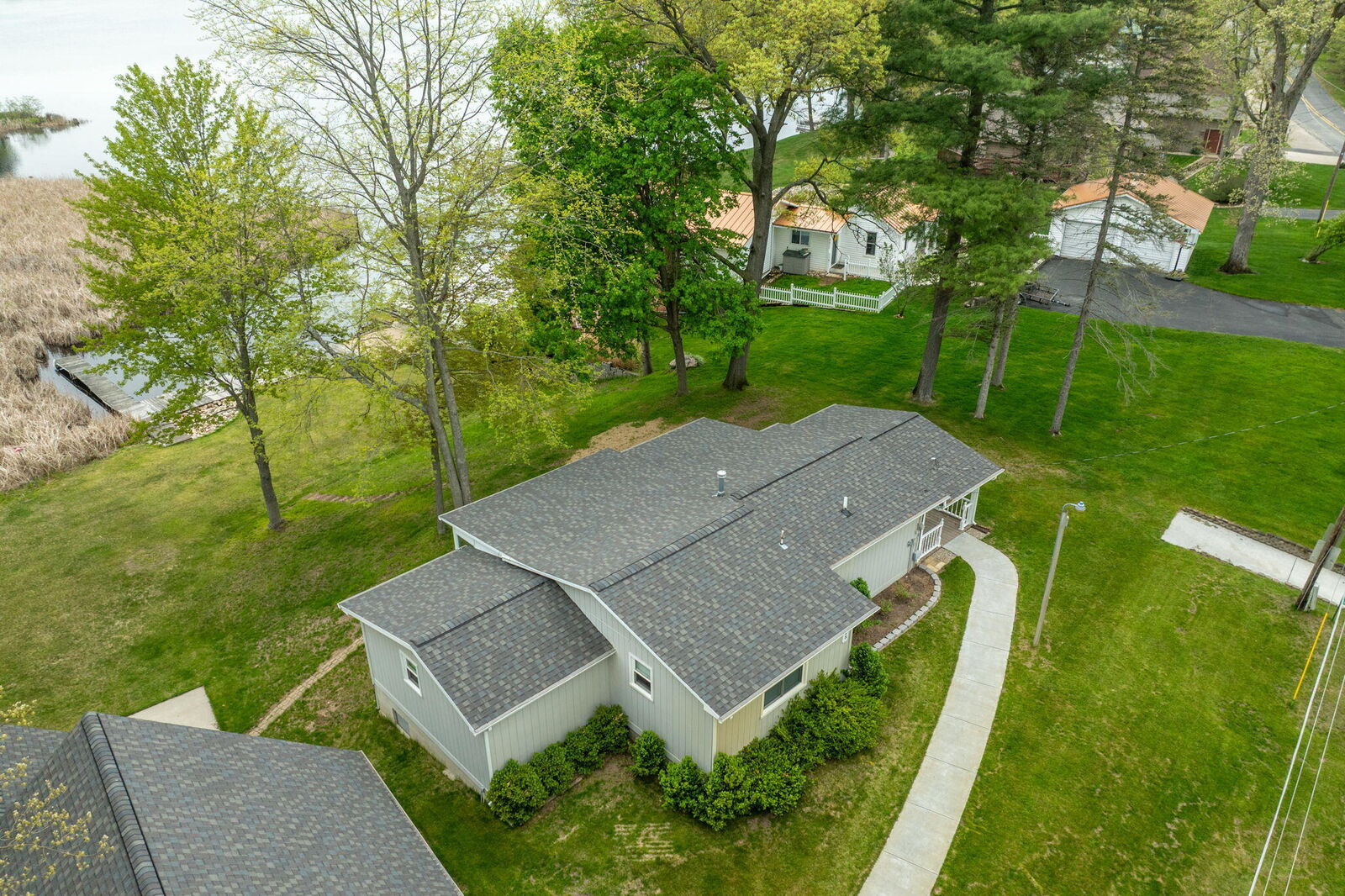 Property Photo:  9625 Lake Drive  MI 49332 