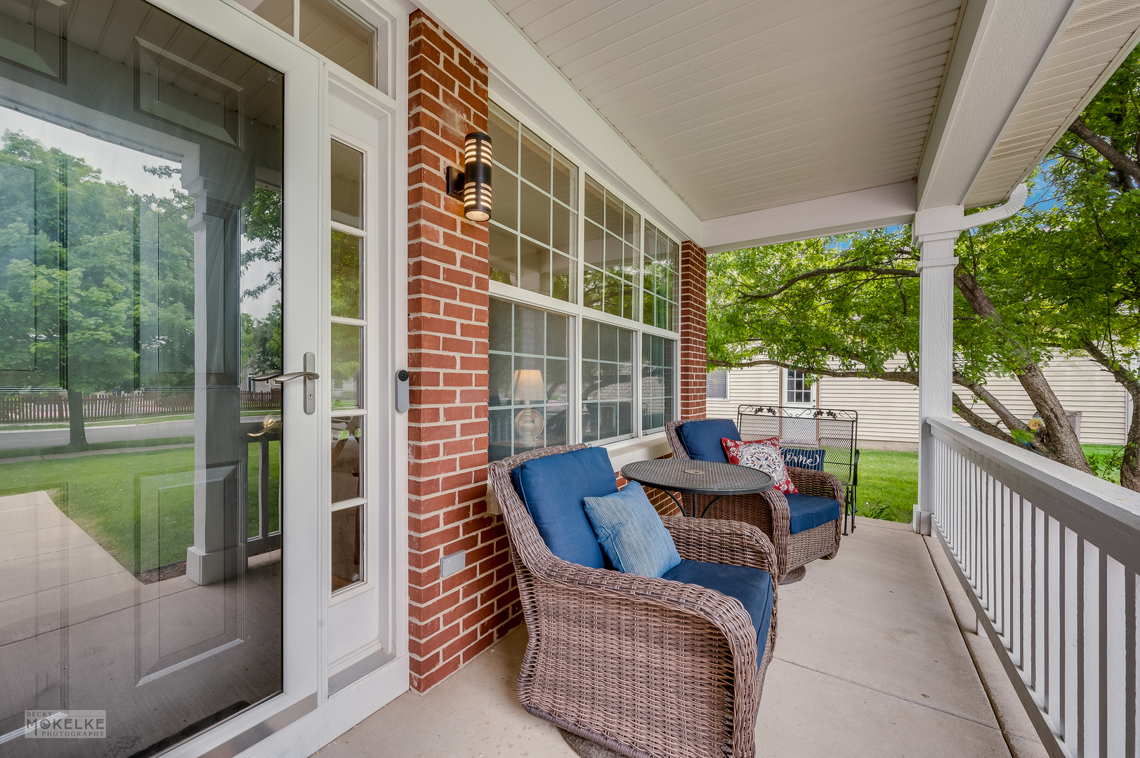 Property Photo: 241 Morgan Valley Drive IL 60543