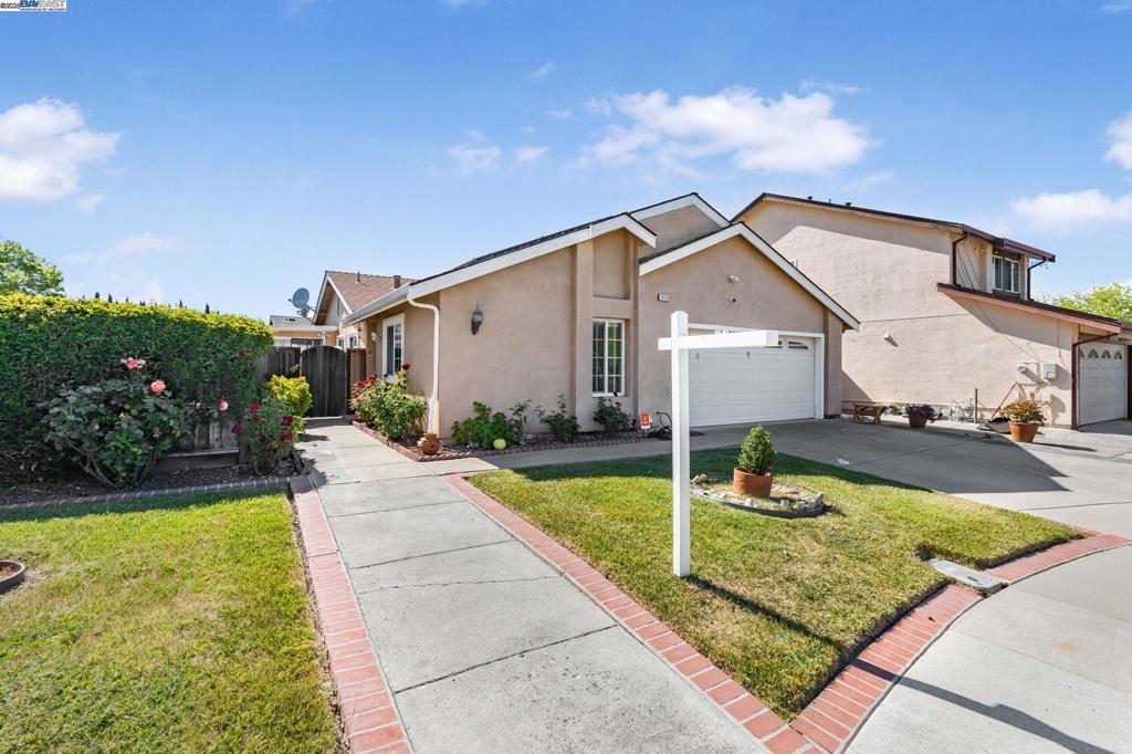 Property Photo:  34263 Lennox Ct  CA 94555 
