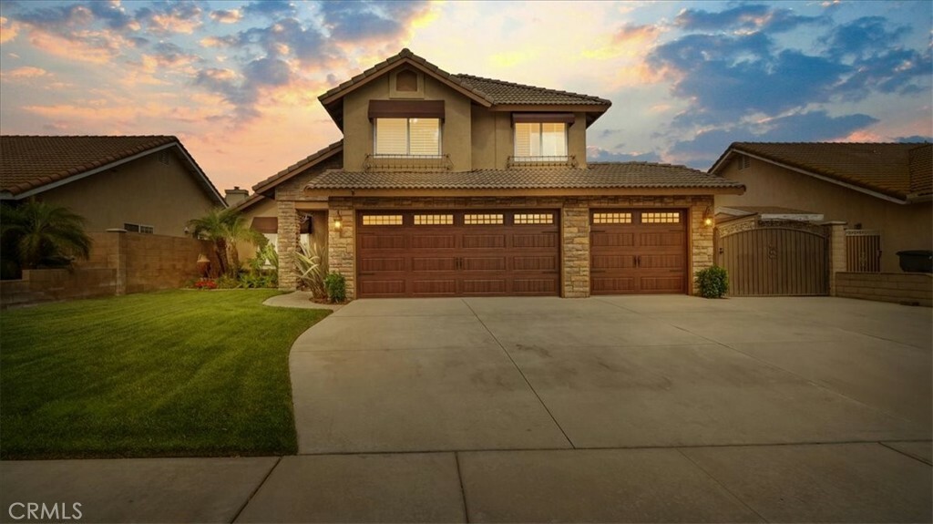 Property Photo: 13819 Dogwood Avenue CA 91710