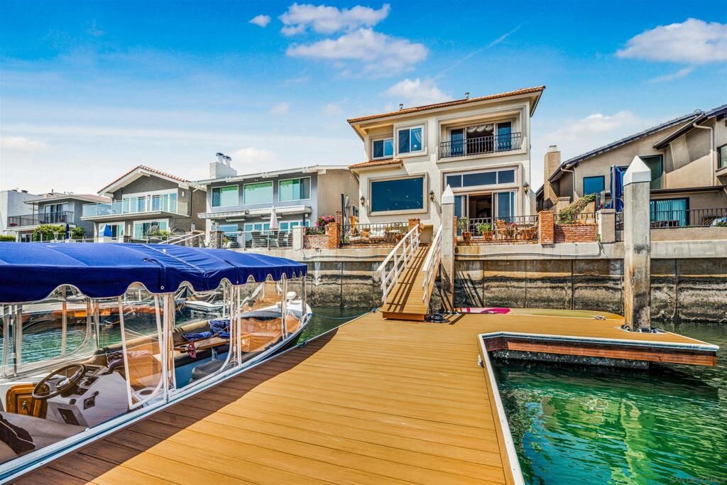 Property Photo:  34 The Point  CA 92118 