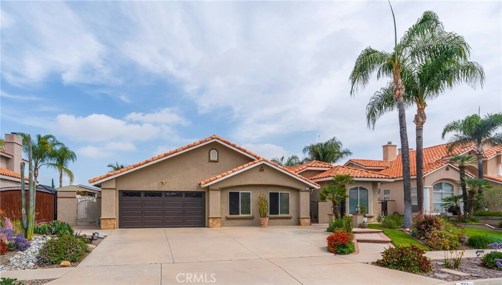 Property Photo: 751 Avenida Terrazo CA 92882