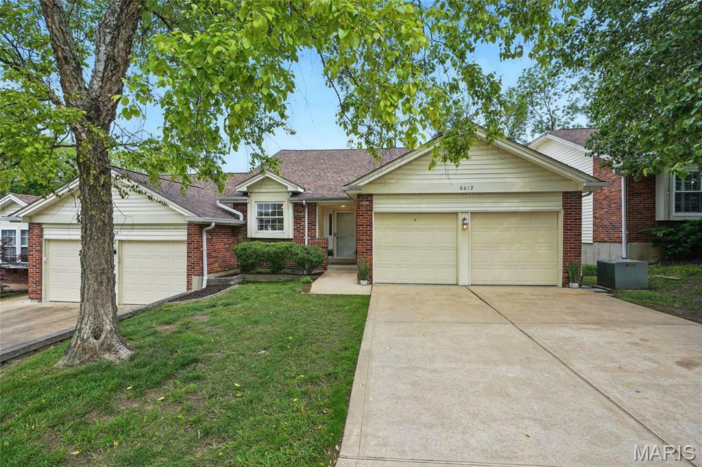 Property Photo: 8612 Glenmont Court MO 63123