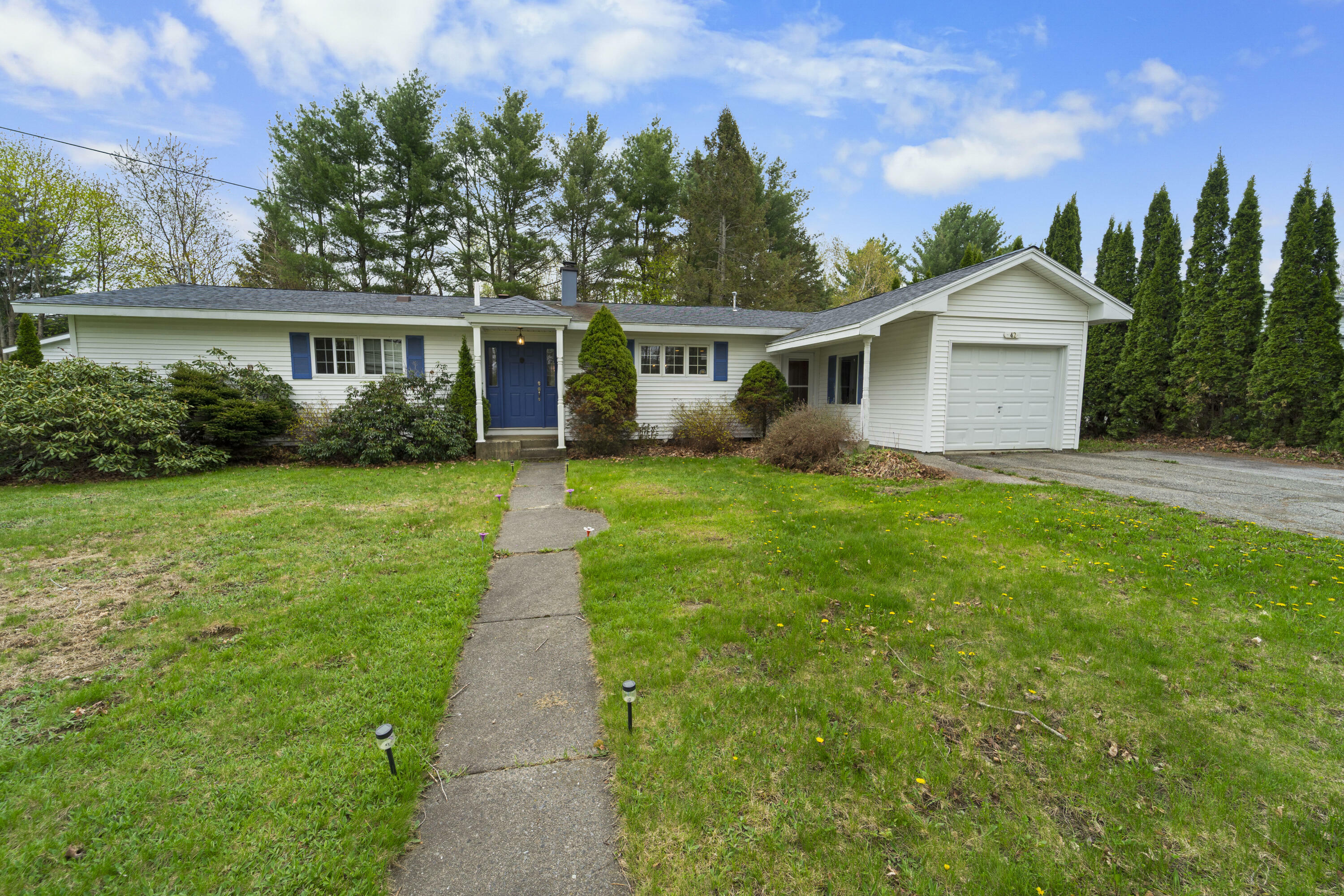 Property Photo: 42 Sugarloaf Lane ME 04401