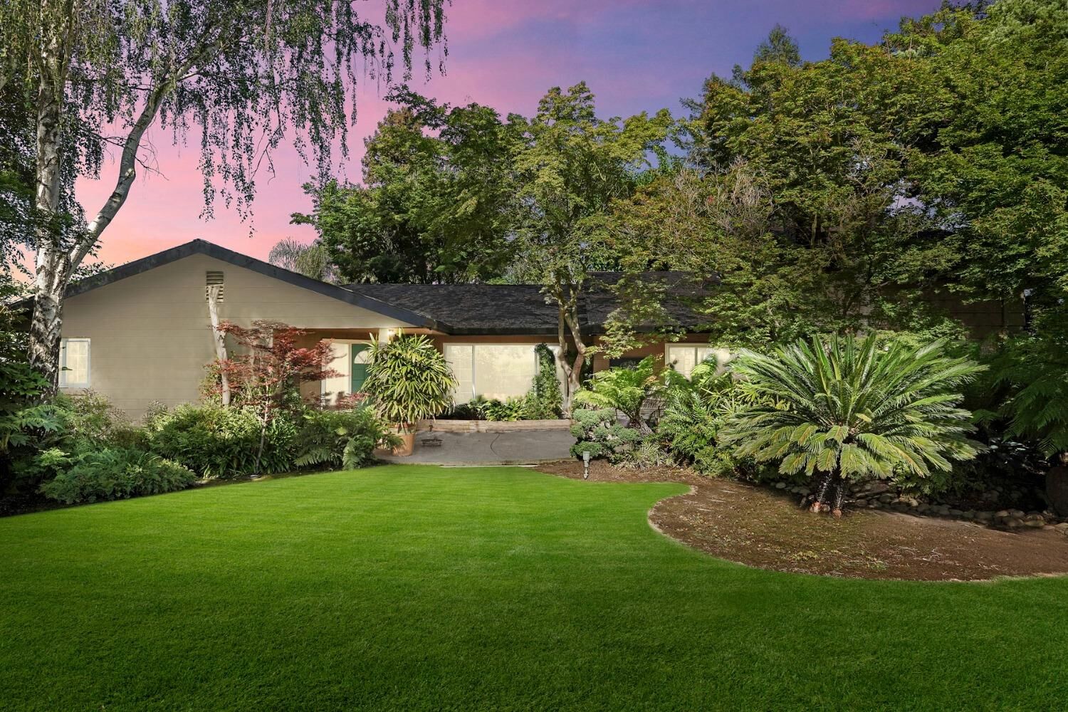 Property Photo:  18989 N Ray Road  CA 95242 
