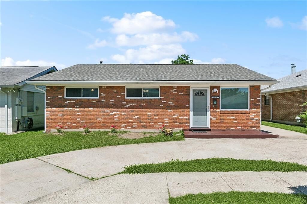 Property Photo:  1218 Helios Avenue  LA 70005 