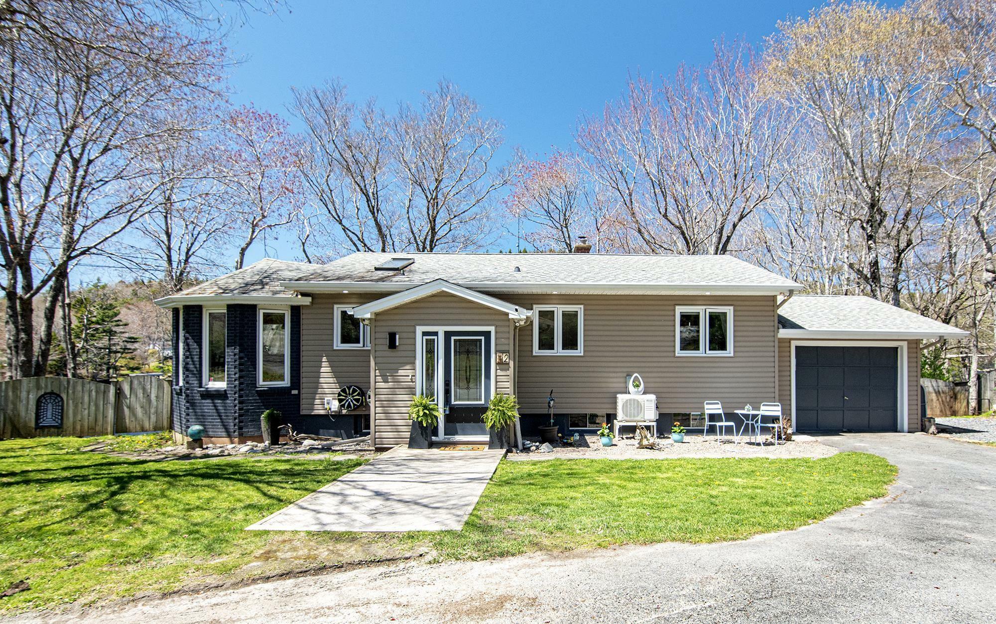 Property Photo:  2 Stillwater Lake Drive  NS B3Z 1H7 