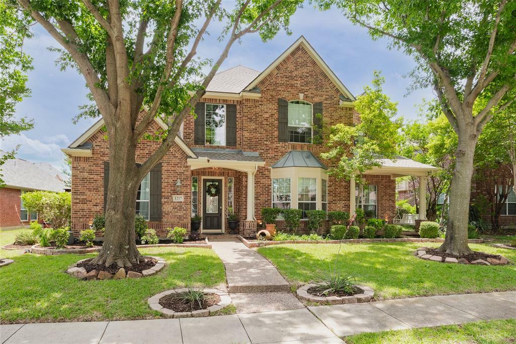 Property Photo: 1217 Waterford Way TX 75013