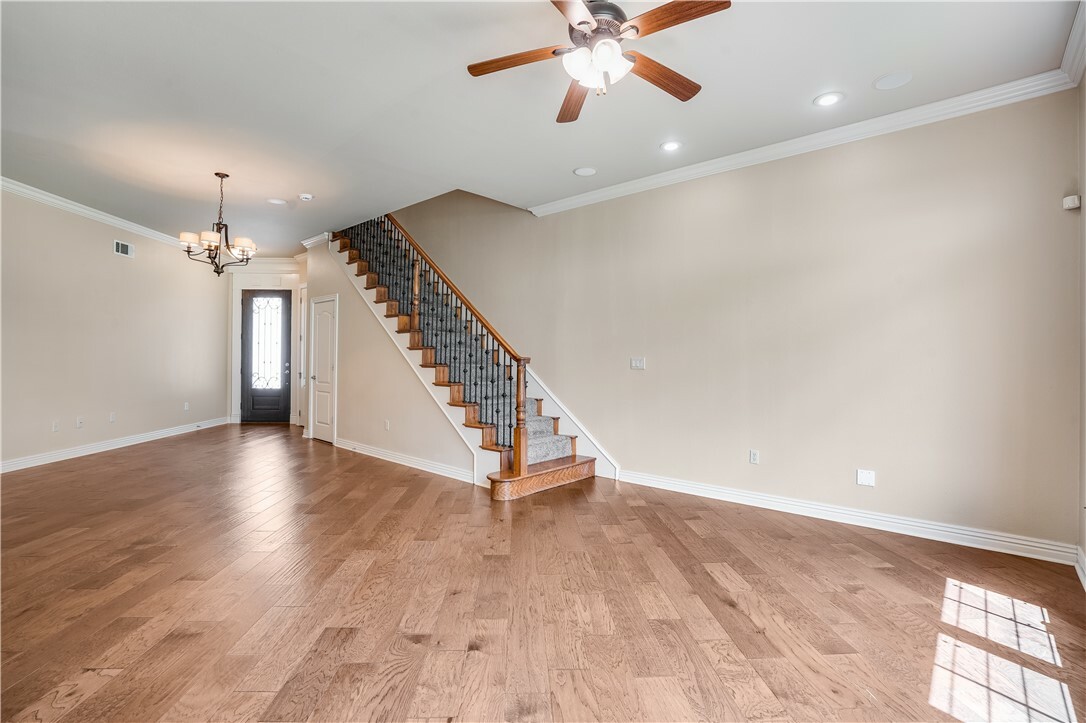 Property Photo: 2712 S Everest Avenue AR 72758