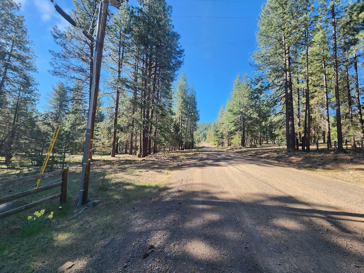 Property Photo:  Hillcrest Rd Lot 13  OR 97601 