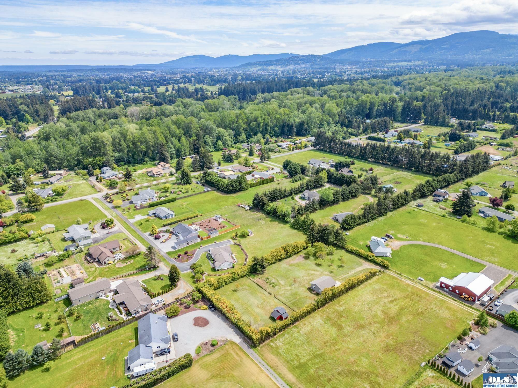 Property Photo: 1396 Heath Rd WA 98382