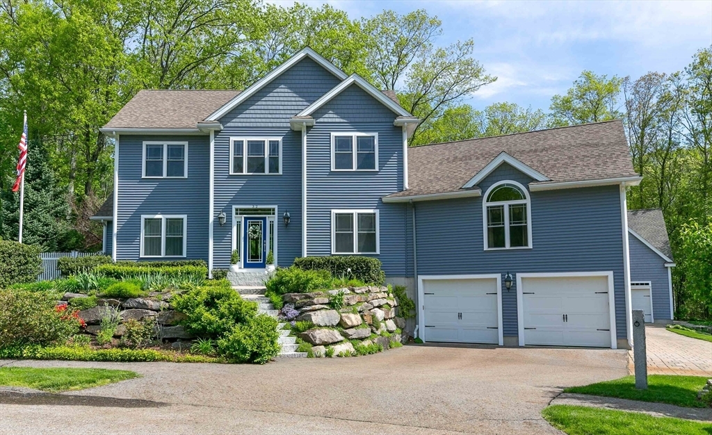 Property Photo: 32 Erin'S Way MA 01520