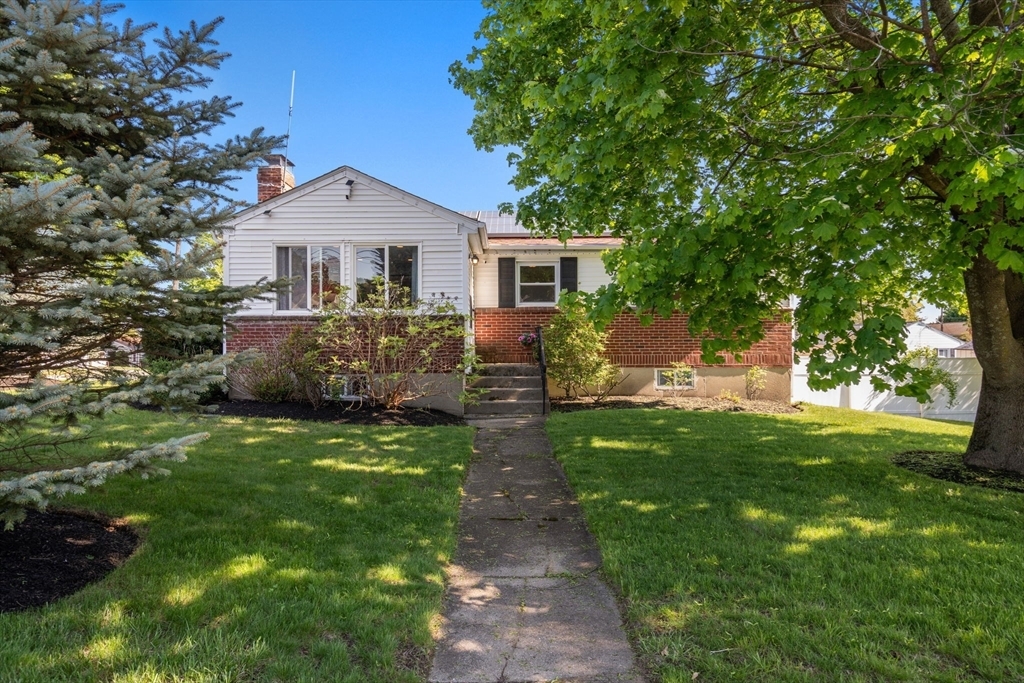 Property Photo: 37 Porter Rd MA 01752