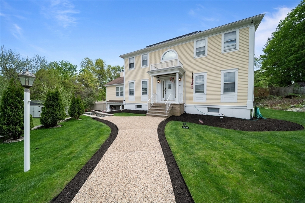 Property Photo:  87 Hammersmith Dr  MA 01906 