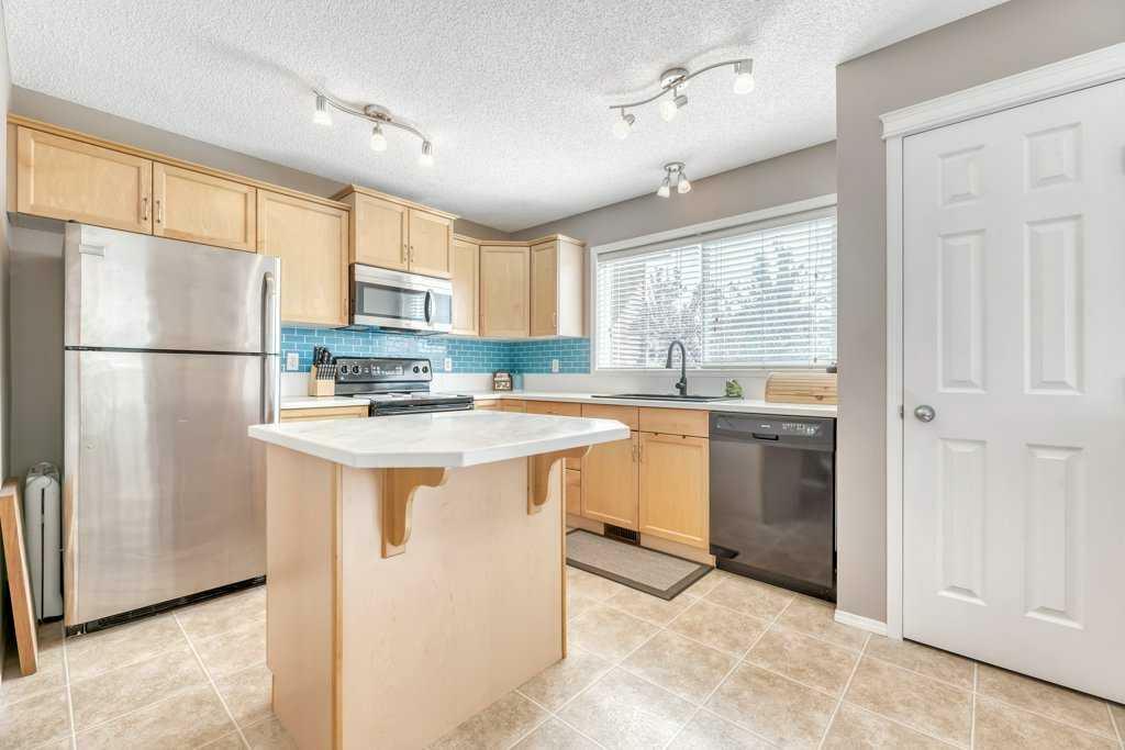 Property Photo: 270 Copperstone Grove SE AB T2Z 4X9