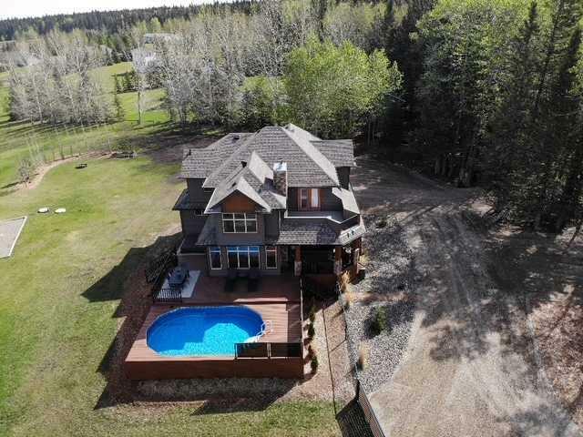 Property Photo: 5209 Township Road 325 A 24 AB T0M 1X0