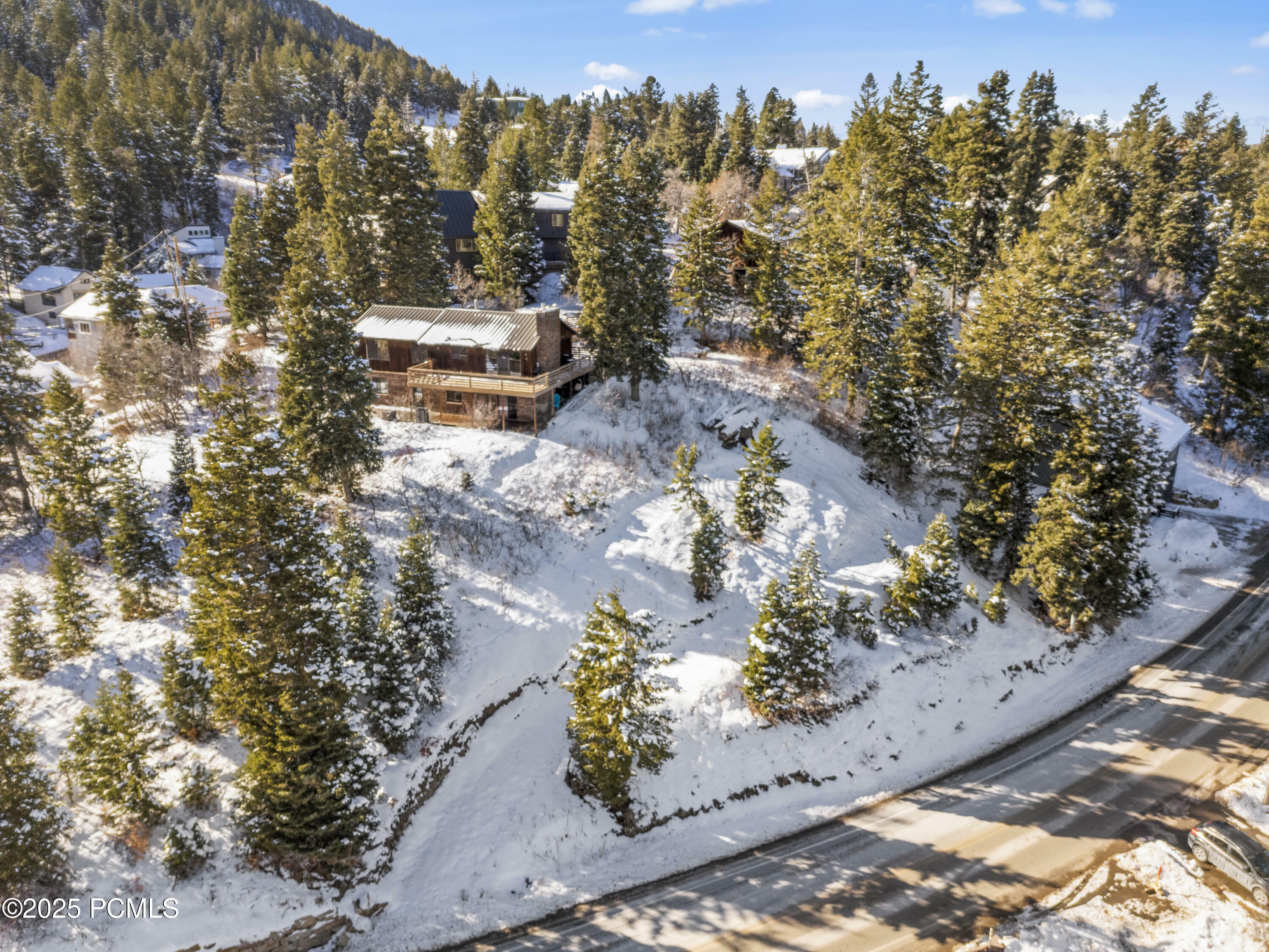 Property Photo: 360 Parkview Drive UT 84098