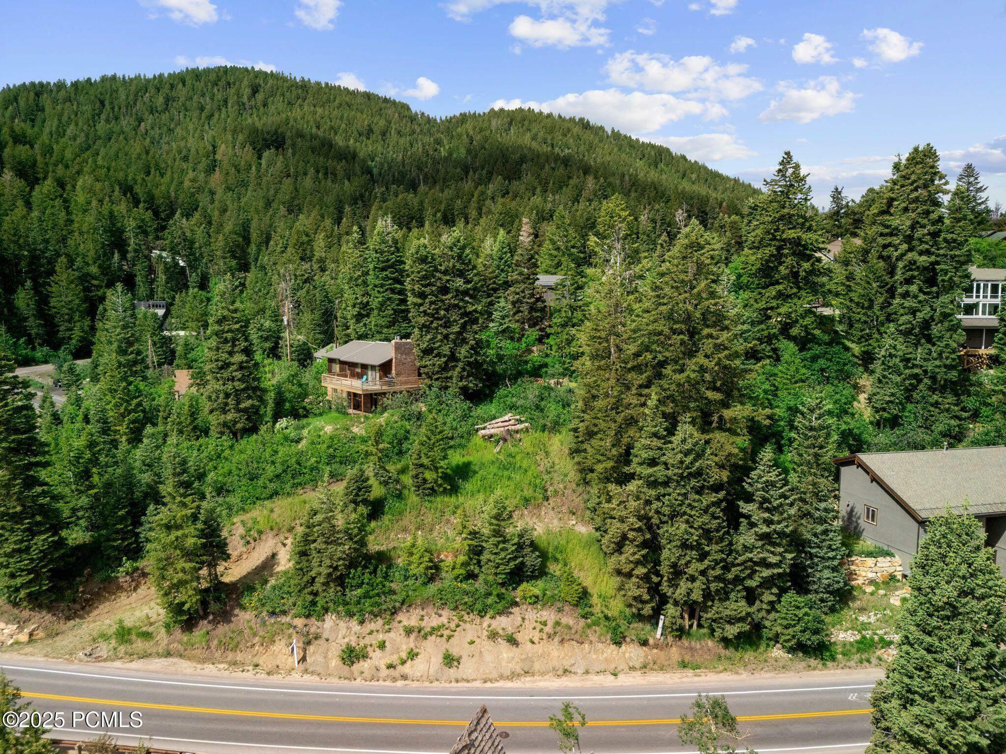 Property Photo: 360 Parkview Drive UT 84098
