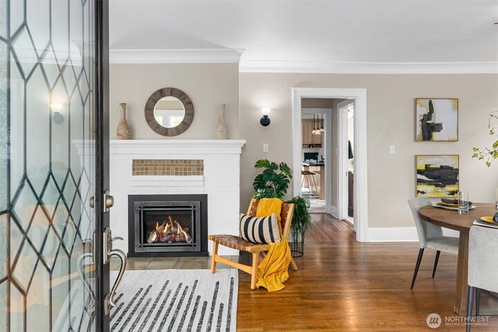 Property Photo: 511 23rd Avenue E WA 98112