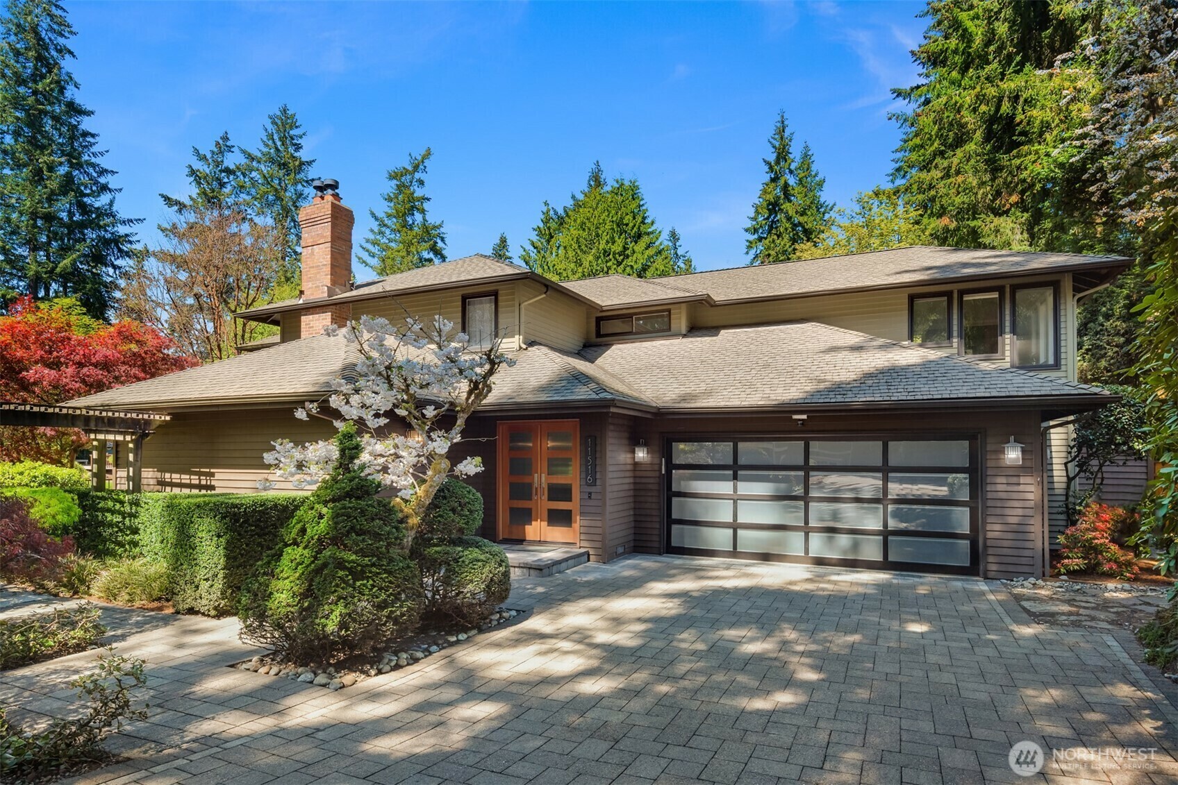 Property Photo: 11516 NE 103rd Place WA 98033