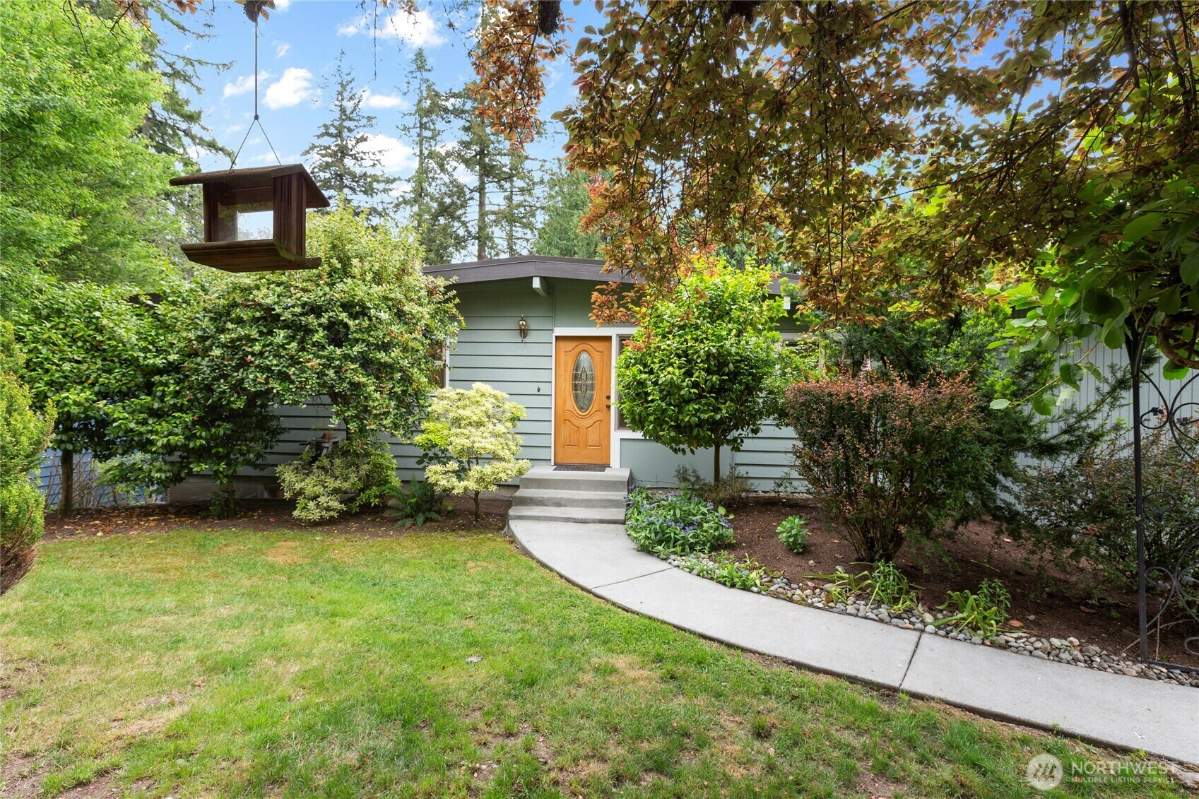 Property Photo: 15851 SE 12th Place WA 98008