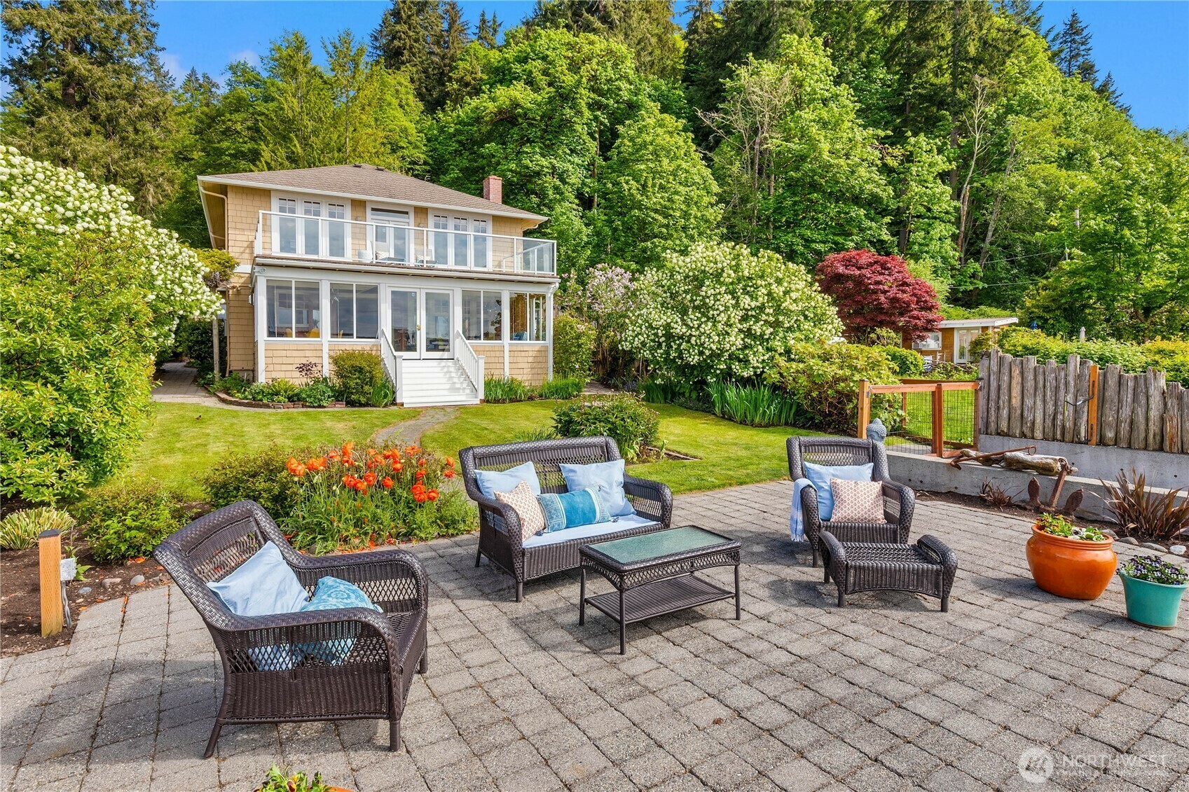 Property Photo: 14010 SW Bates Rd. WA 98070