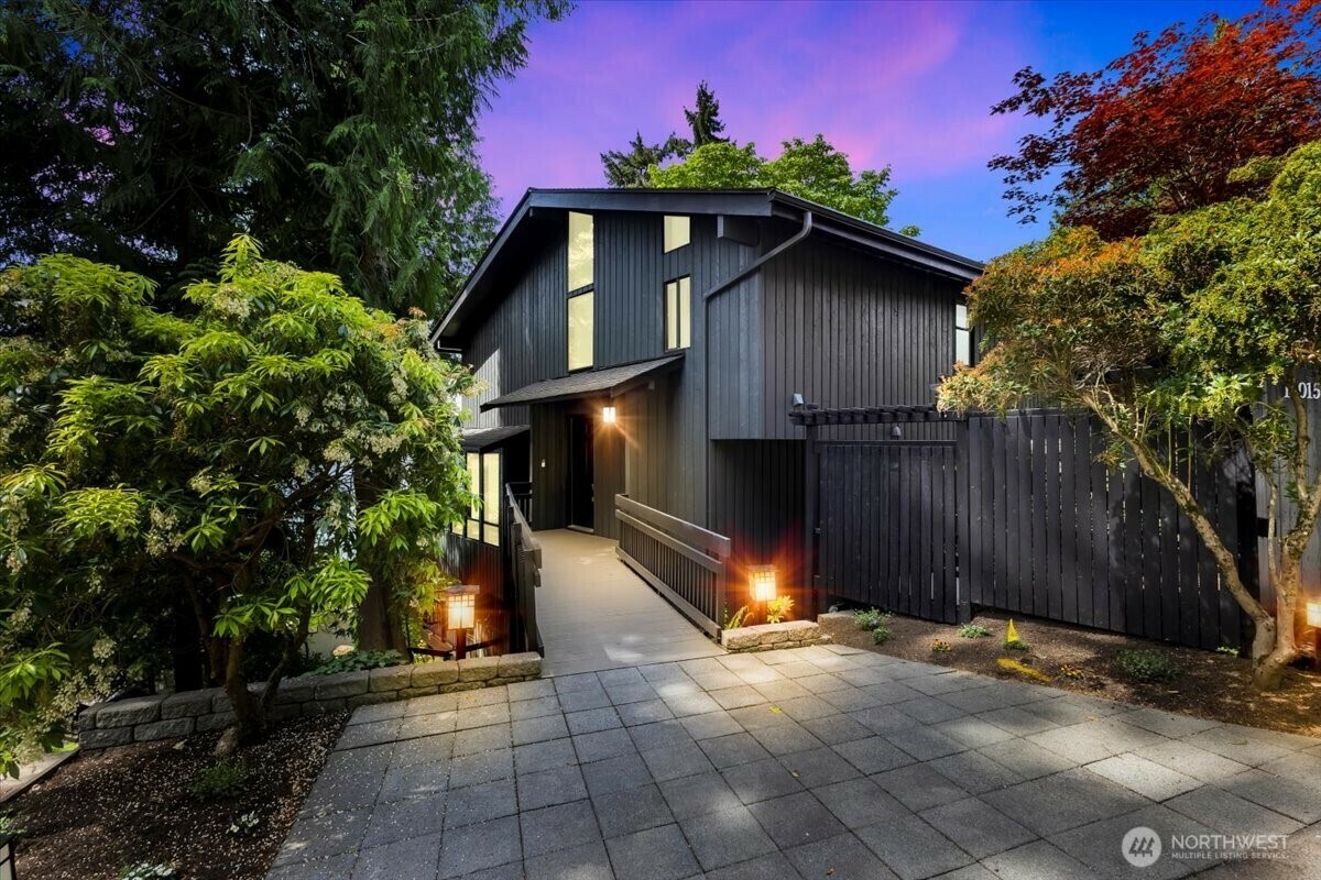 Property Photo: 16015 Inglewood Road NE WA 98028