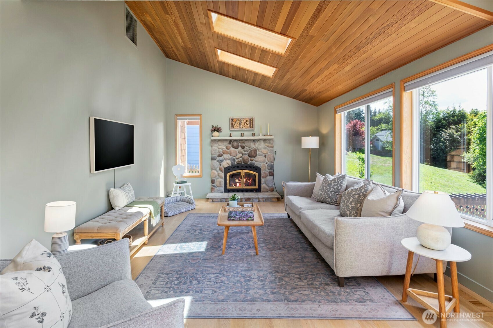 Property Photo: 24717 Hillbend Lane NE WA 98346
