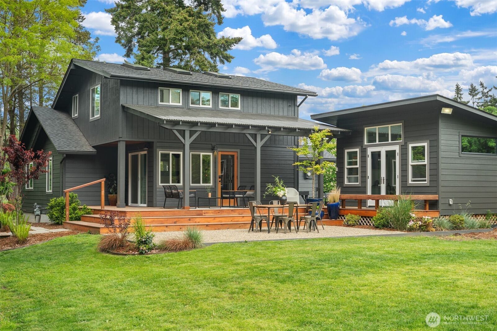 Property Photo:  10349 SW 110th Street  WA 98070 