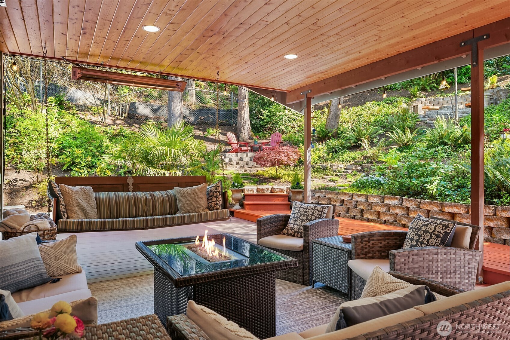 Property Photo: 1324 208th Avenue NE WA 98074