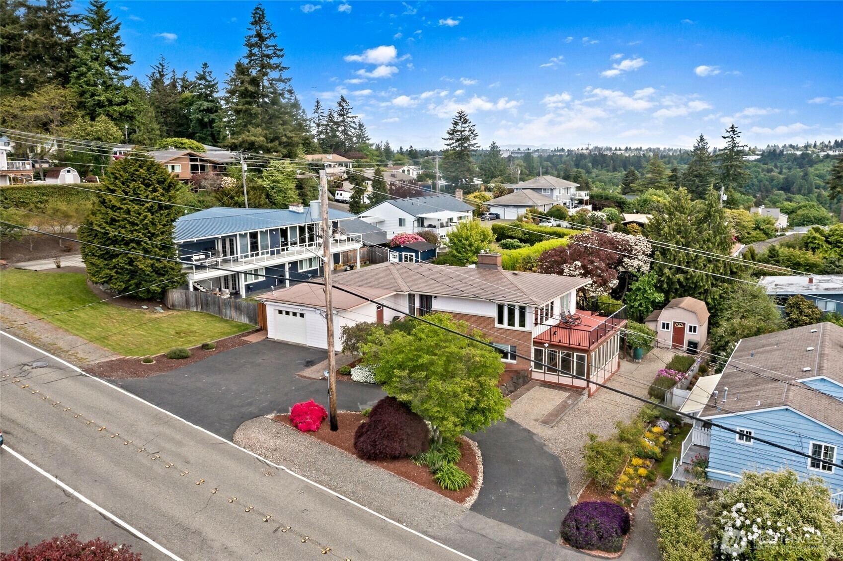 Property Photo: 21212 4th Avenue S WA 98198