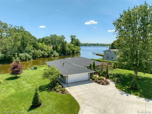 Property Photo: 5751 Browns Lake Road MI 49203