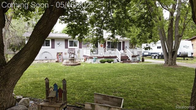 Property Photo: 225 Myers Road MI 48446