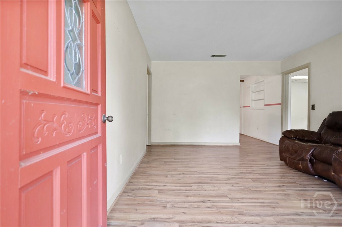 Property Photo:  985 Seven Oaks Road  GA 31546 