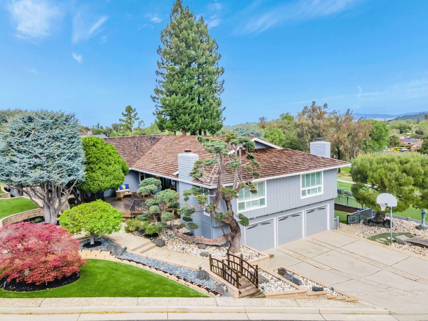 Property Photo: 6744 Leyland Park Drive CA 95120