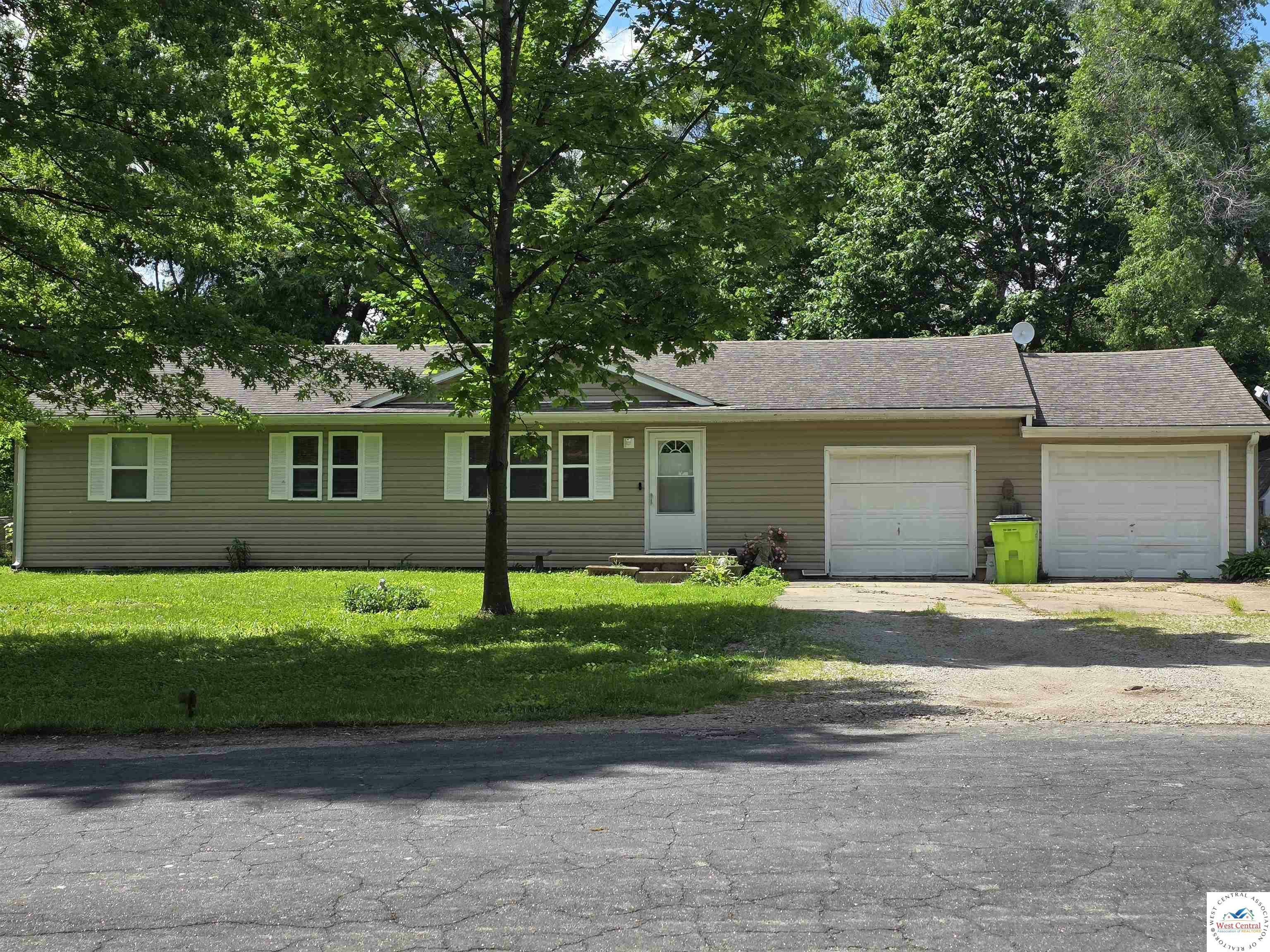 Property Photo: 2808 Monsees MO 65301
